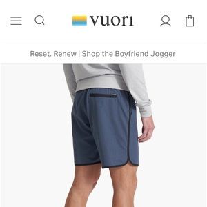 NWT Vuori men’s banks shorts size large color is Azure linen texture